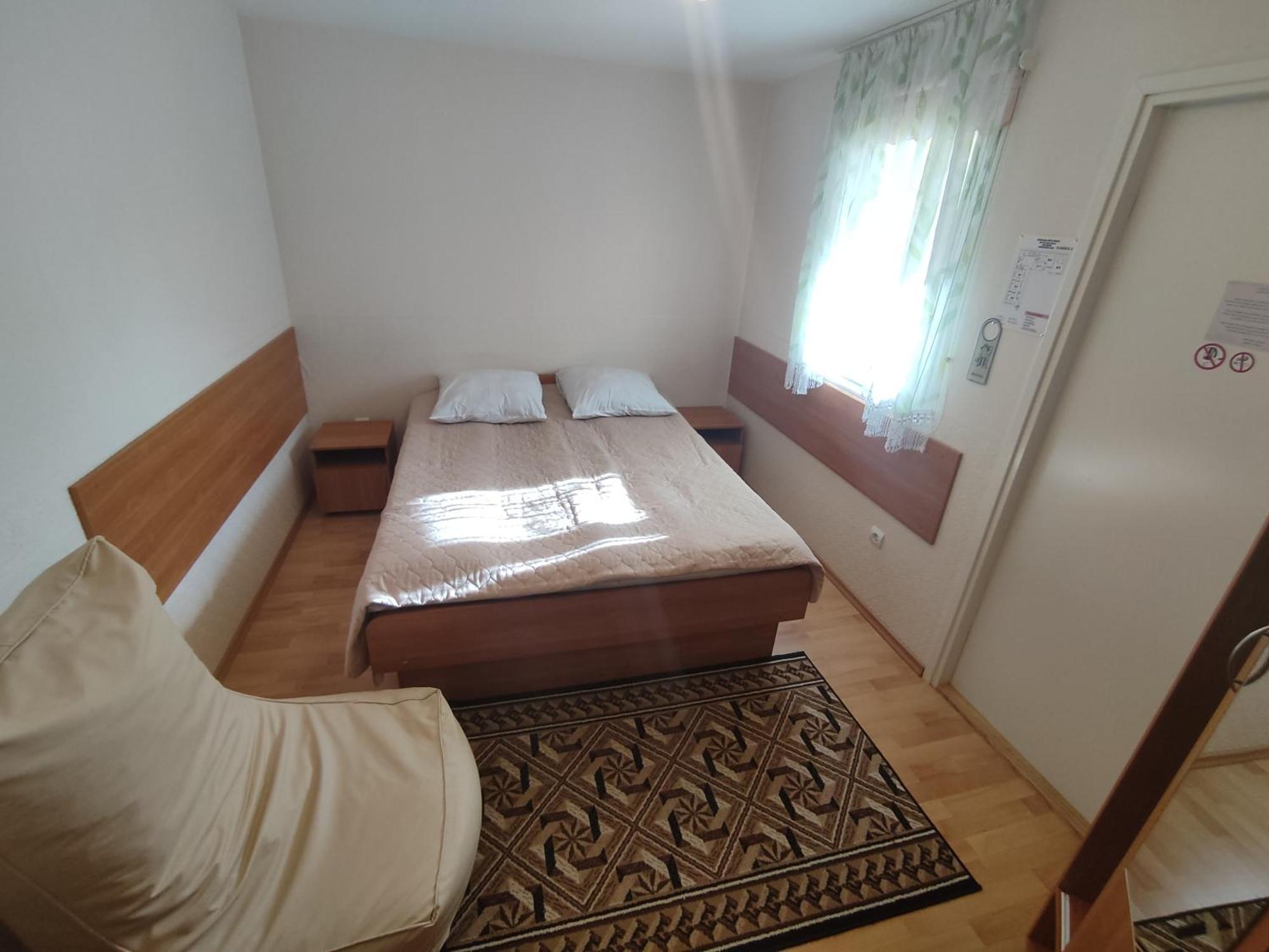 Hotel Veagles 나르바죠수 외부 사진